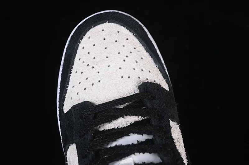 All categories Nk SB Dunk Series Nk SB Dunk Low low-top sneakers Nike Dunk Low "Panda" black and white panda low-top casual sneakers IB2990-100